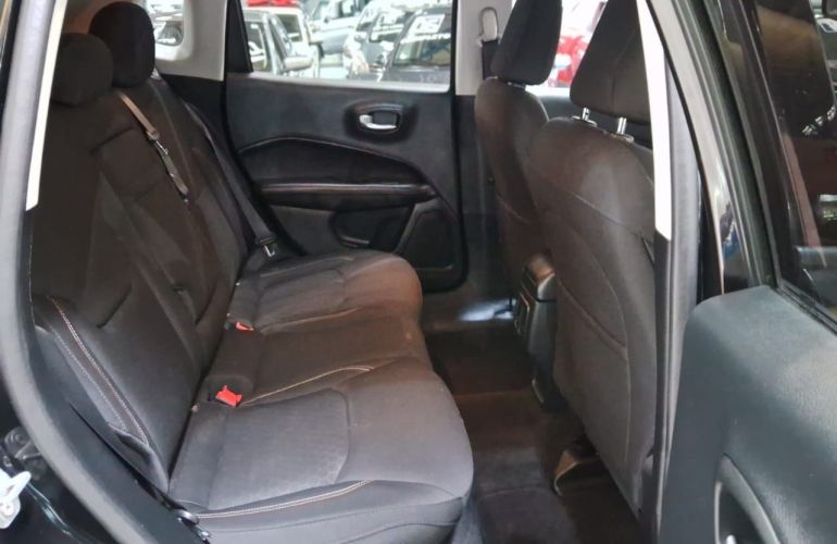 Jeep Compass 2.0 16V Sport - Foto #6