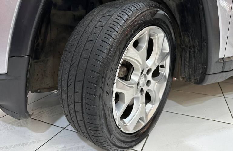 Jeep Compass 2.0 16V Longitude - Foto #5
