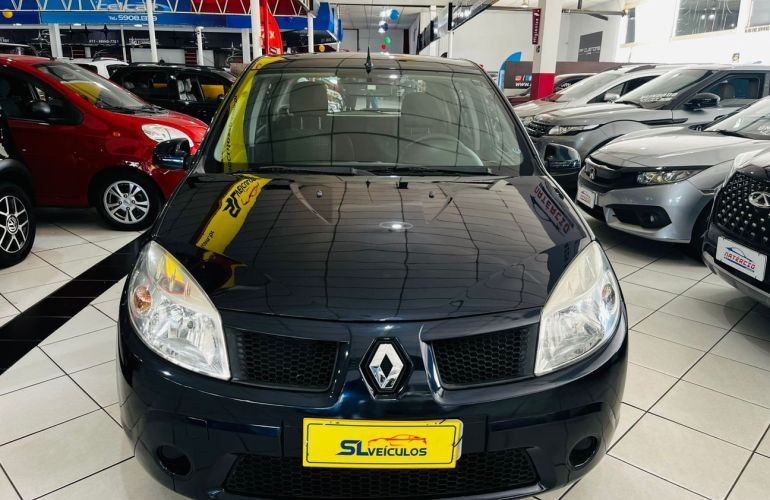Renault Sandero 1.6 Expression 8V Hi-torque - Foto #2