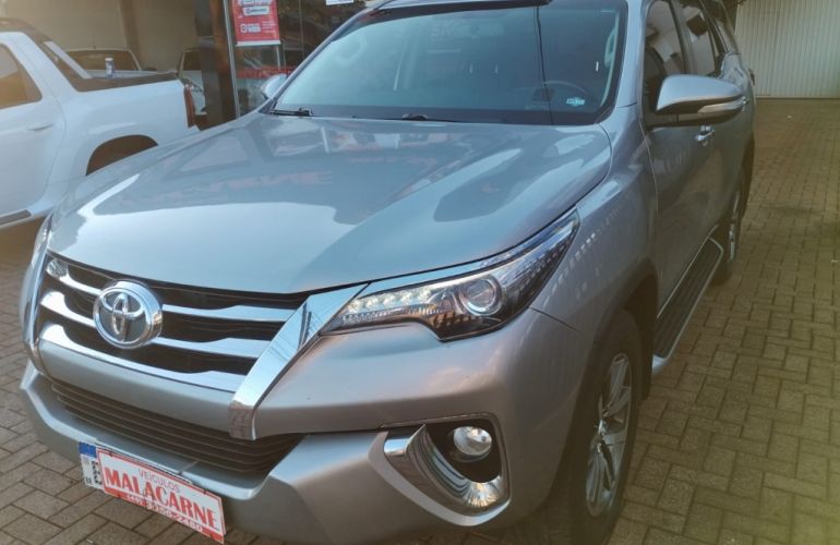 Toyota SW4 2.8 TDI SRX 5L 4x4 (Aut) - Foto #2