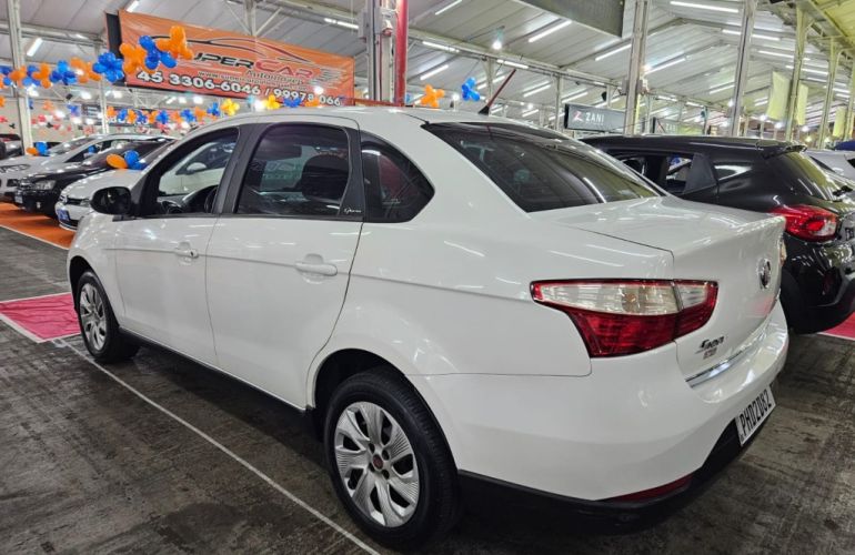 Fiat Grand Siena 1.4 Attractive - Foto #2