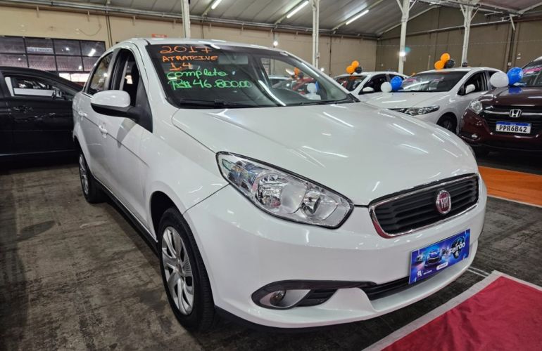 Fiat Grand Siena 1.4 Attractive - Foto #9