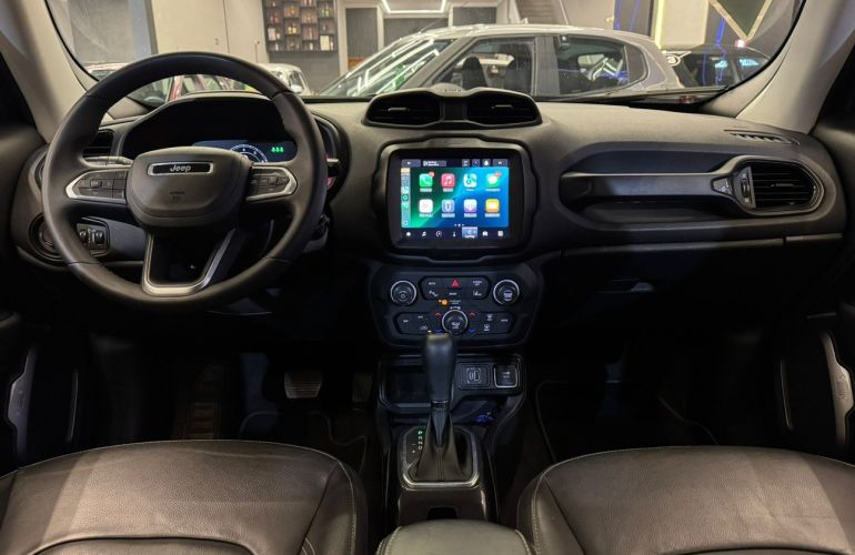 Jeep Renegade 1.3 T270 Turbo Longitude - Foto #8