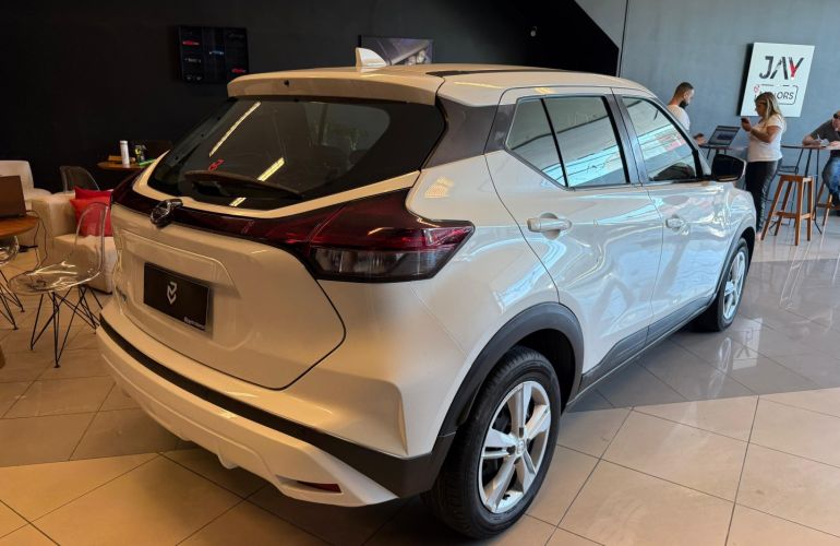 Nissan Kicks 1.6 16V Flexstart Sense Xtronic - Foto #4