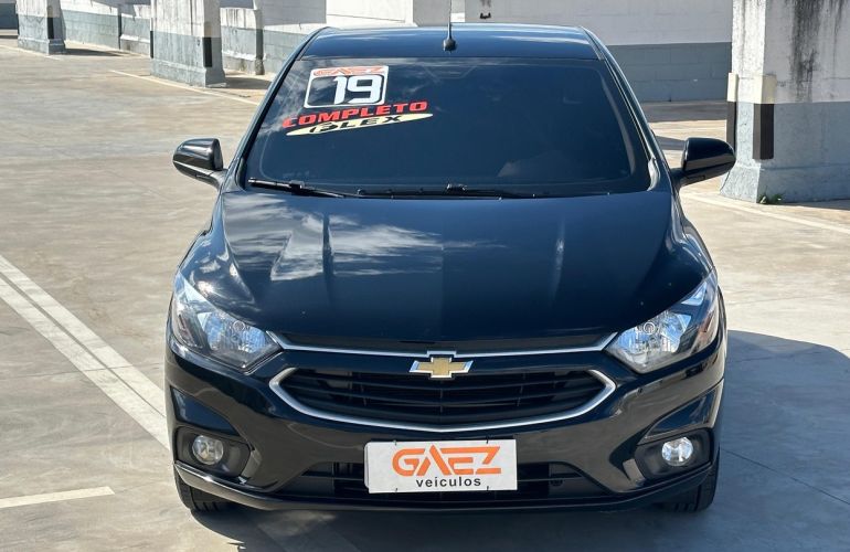 Chevrolet Onix 1.0 MPFi LT 8v - Foto #8