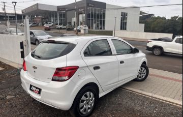 Chevrolet Onix 1.0 Joy SPE/4 - Foto #5