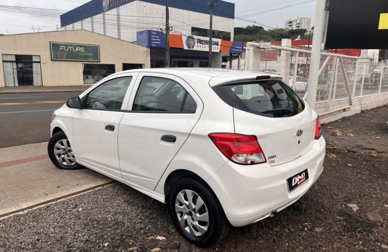 Chevrolet Onix 1.0 Joy SPE/4 - Foto #6