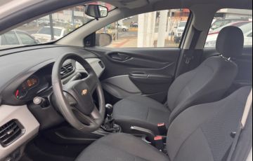 Chevrolet Onix 1.0 Joy SPE/4 - Foto #9