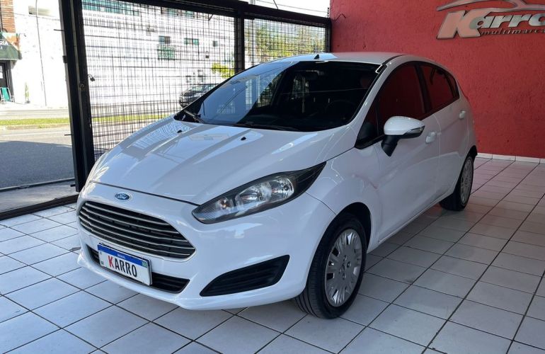 Ford Fiesta 1.6 SE Hatch 16v - Foto #1