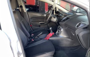 Ford Fiesta 1.6 SE Hatch 16v - Foto #6