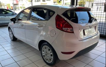 Ford Fiesta 1.6 SE Hatch 16v - Foto #9
