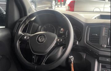 Volkswagen Amarok 3.0 V6 TDi Highline Extreme CD 4motion - Foto #6
