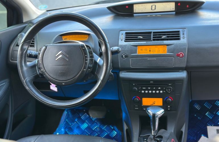 Citroën C4 2.0 Exclusive 16v - Foto #7