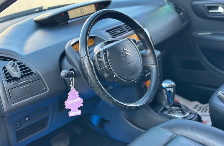 Citroën C4 2.0 Exclusive 16v - Foto #10