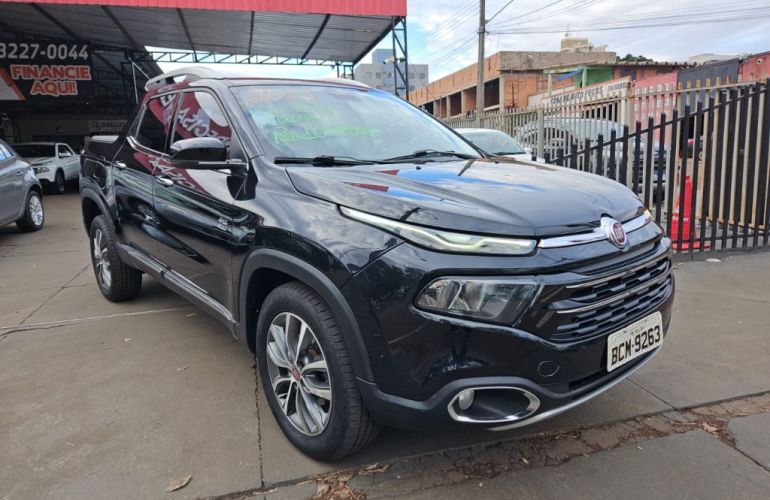 Fiat Toro Volcano 2.0 diesel AT9 4x4 - Foto #2