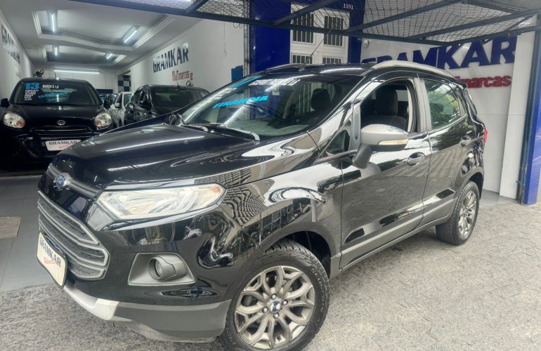Ford Ecosport Freestyle 1.6 16V Powershift (Flex) - Foto #2