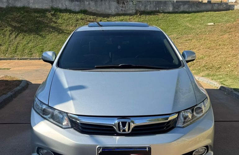 Honda Civic 1.8 Exs 16v - Foto #1