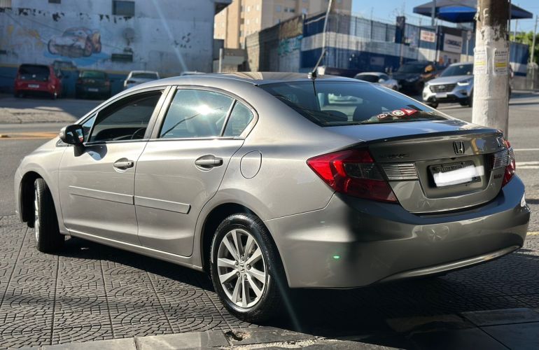 Honda Civic 2.0 LXR 16v - Foto #4