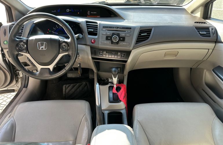 Honda Civic 2.0 LXR 16v - Foto #7