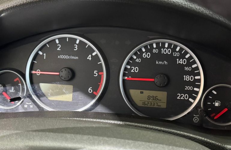 Nissan Frontier 2.5 SL 4x4 CD Turbo Eletronic - Foto #5