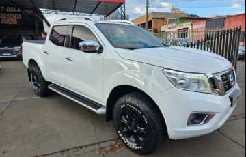 Nissan Frontier 2.3 CD LE 4x4 (Aut) - Foto #3