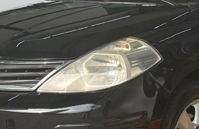 Nissan Tiida 1.8 SL 16v - Foto #9