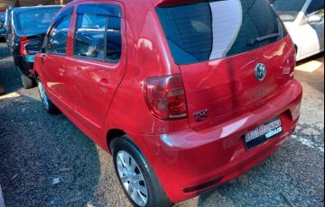 Volkswagen Fox 1.0 8V (Flex) 4p - Foto #3