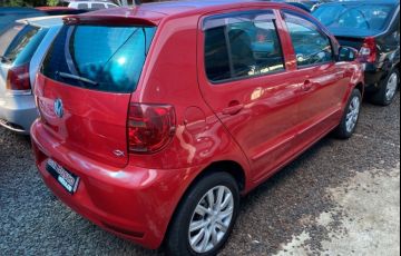 Volkswagen Fox 1.0 8V (Flex) 4p - Foto #4