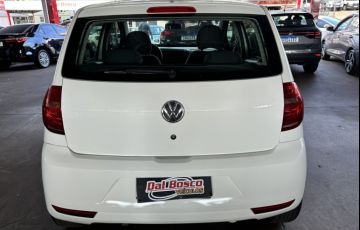Volkswagen Fox 1.0 8V (Flex) 4p - Foto #5