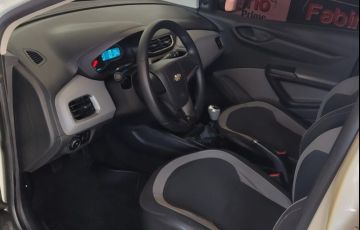 Chevrolet Onix 1.0 MPFi LT 8v - Foto #10