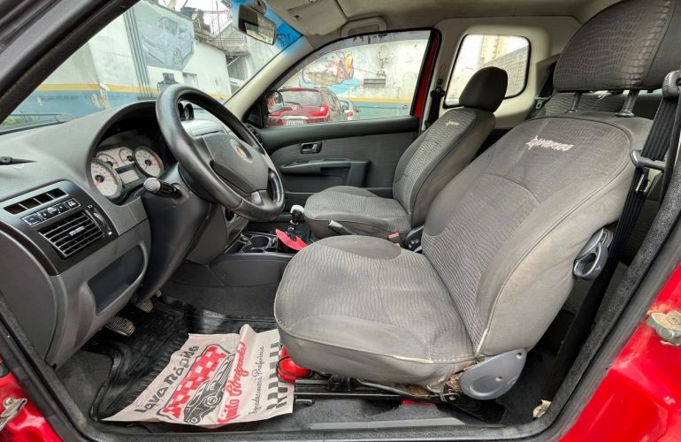Fiat Strada 1.8 MPi Adventure Locker E.torq CD 16v - Foto #7