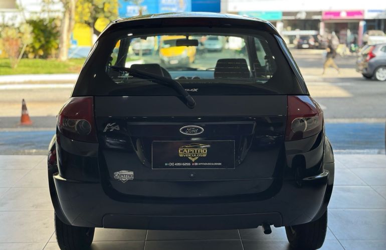 Ford Ka 1.0 MPi 8v - Foto #5
