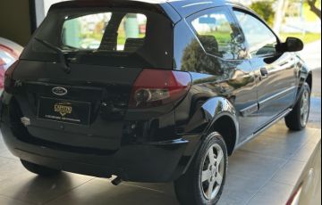 Ford Ka 1.0 MPi 8v - Foto #6