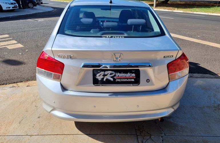 Honda City 1.5 LX 16v - Foto #6