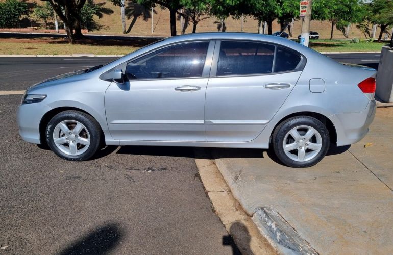 Honda City 1.5 LX 16v - Foto #8