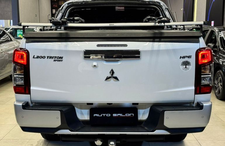 Mitsubishi L200 Triton 2.4 16V Turbo Sport Hpe CD 4x4 - Foto #5
