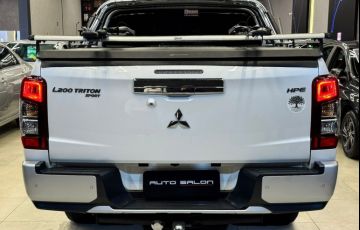 Mitsubishi L200 Triton 2.4 16V Turbo Sport Hpe CD 4x4 - Foto #5