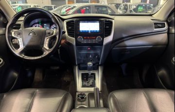 Mitsubishi L200 Triton 2.4 16V Turbo Sport Hpe CD 4x4 - Foto #8