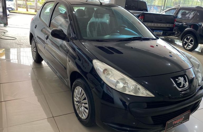 Peugeot 207 1.4 Xr 8v - Foto #3