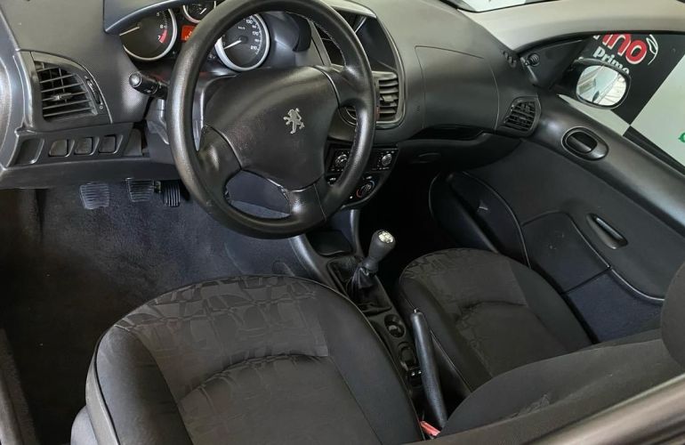 Peugeot 207 1.4 Xr 8v - Foto #10