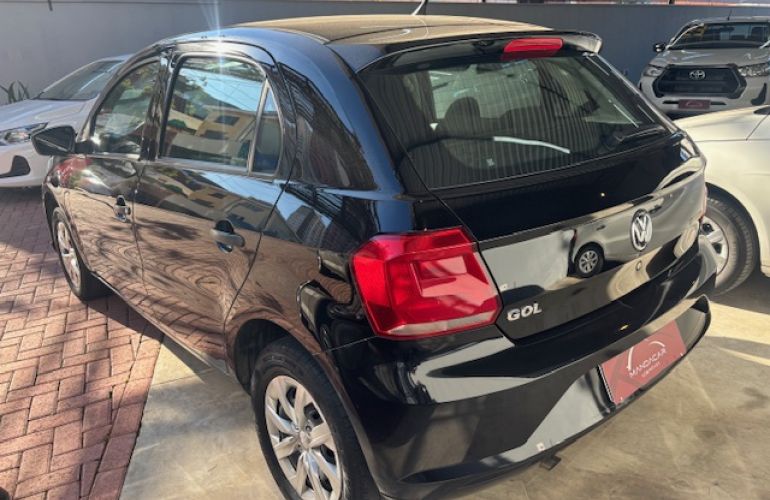 Volkswagen Gol 1.0 - Foto #3
