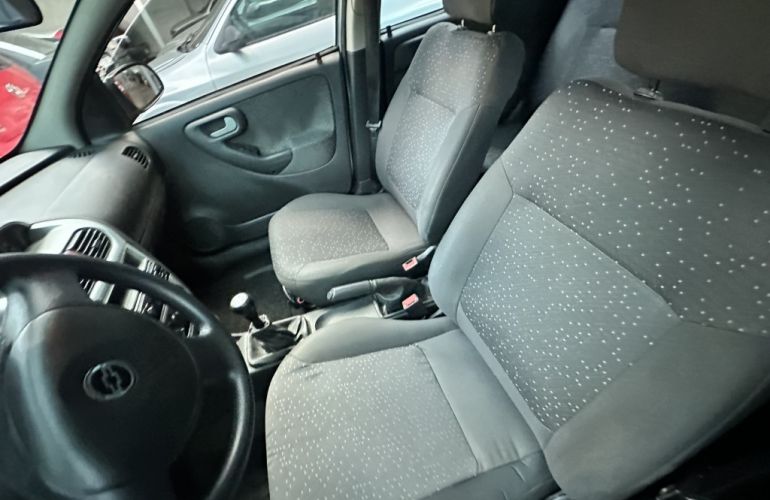Chevrolet Corsa Sedan Premium 1.4 (Flex) - Foto #6