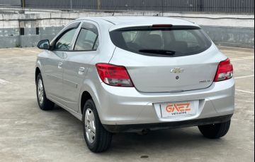 Chevrolet Onix 1.0 MPFi LT 8v - Foto #3
