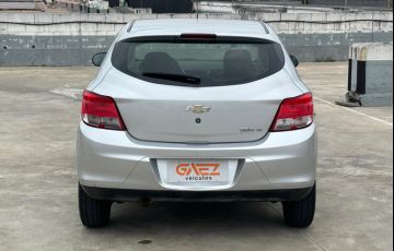 Chevrolet Onix 1.0 MPFi LT 8v - Foto #4