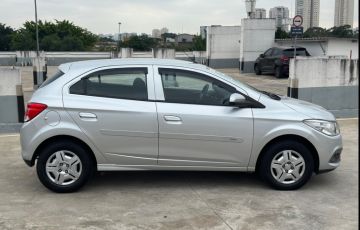 Chevrolet Onix 1.0 MPFi LT 8v - Foto #6