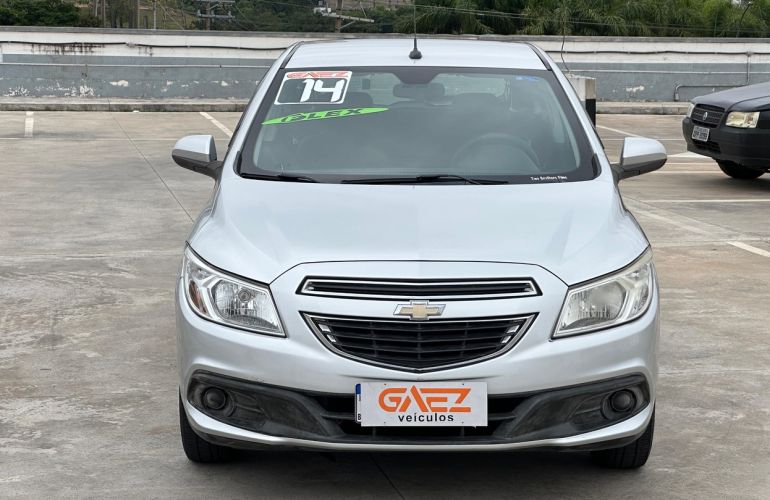 Chevrolet Onix 1.0 MPFi LT 8v - Foto #8