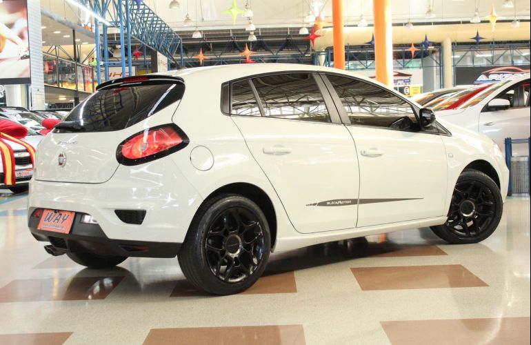 Fiat Bravo 1.8 Blackmotion 16v - Foto #2