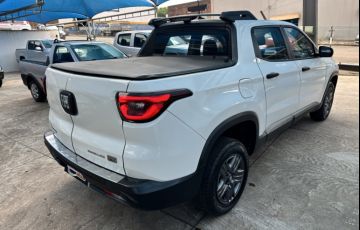 Fiat Toro 1.3 T270 Endurance (Aut) - Foto #7