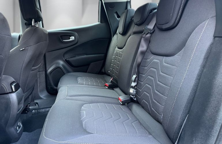 Fiat Toro 1.3 Turbo 270 Freedom At6 - Foto #10