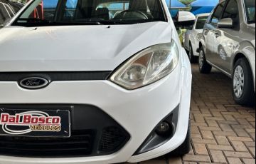 Ford Fiesta Hatch 1.6 (Flex) - Foto #3